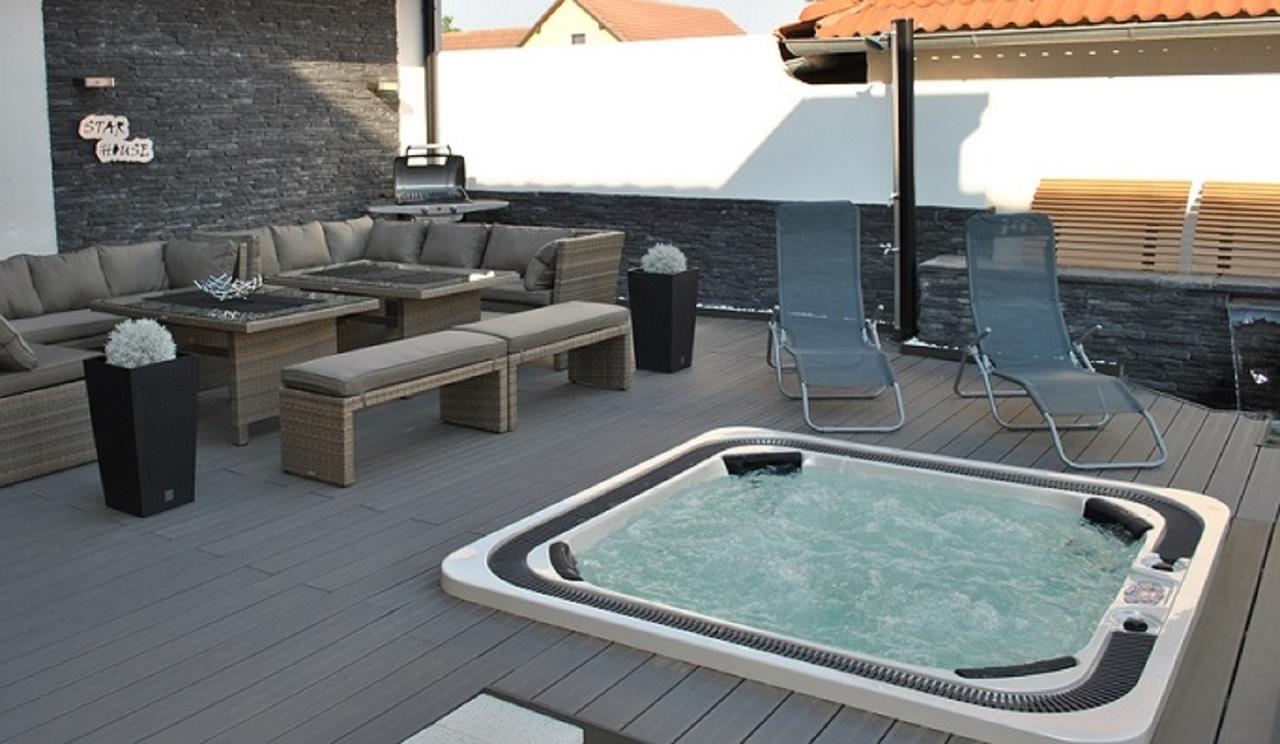 Hevlín Villa Star House מראה חיצוני תמונה